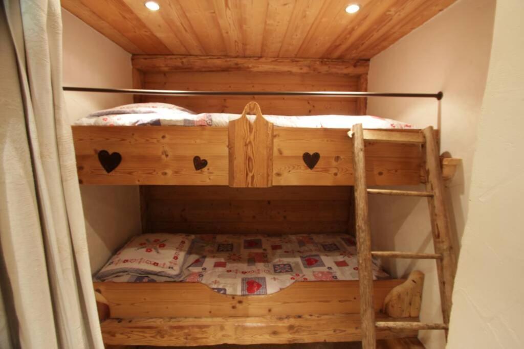 Appartement Cozy Dans Chalet 6 Pers Voiture 4 Roues Motrice A Dispo La Clusaz Exterior foto